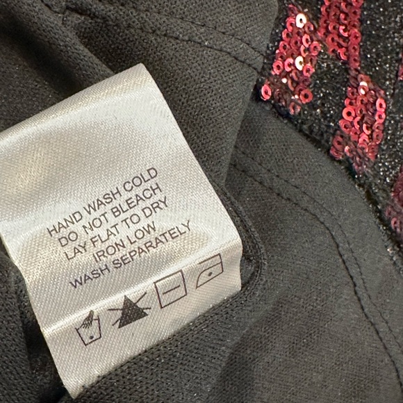 NWT SUPERDOWN Kim Deep V Mini Dress in Black & Red Sequined BODYCON Size Med - Picture 11 of 15